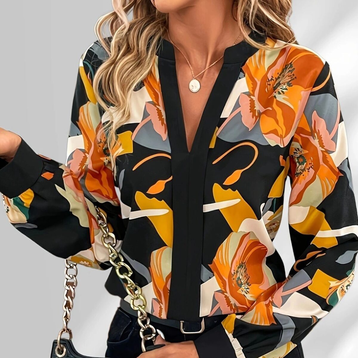 Retro Print Floral All-match Shirt in Black